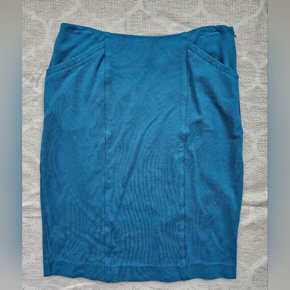 Cabi Sigourney Pencil Skirt Womens Sz 2 Turquoise Blue Pockets Side Zipper GUC - Picture 2 of 7